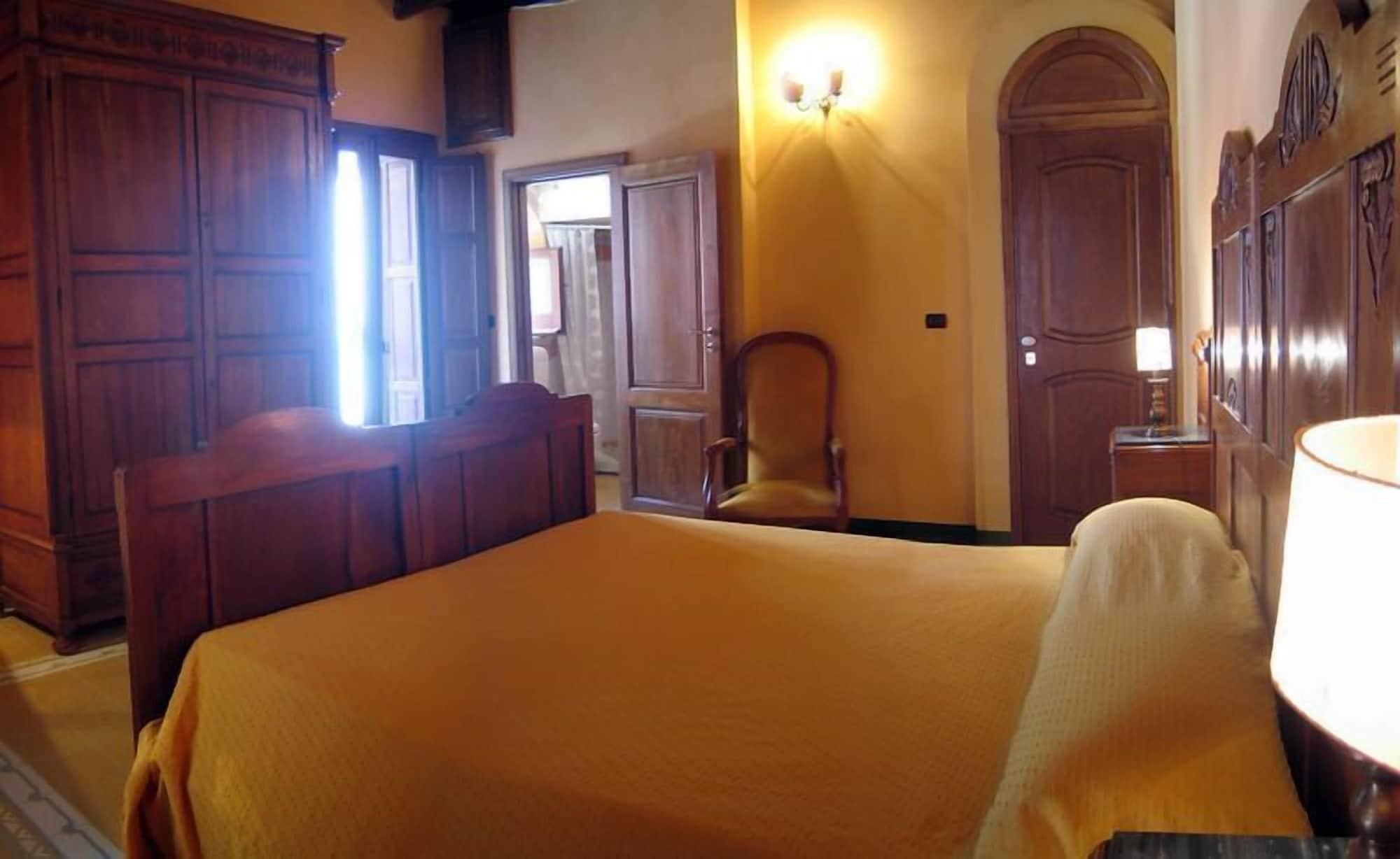 Antica Dimora San Girolamo Hotel Licata Exterior photo