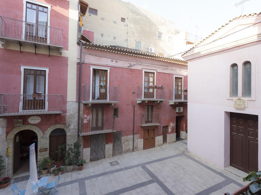 Antica Dimora San Girolamo Hotel Licata Exterior photo